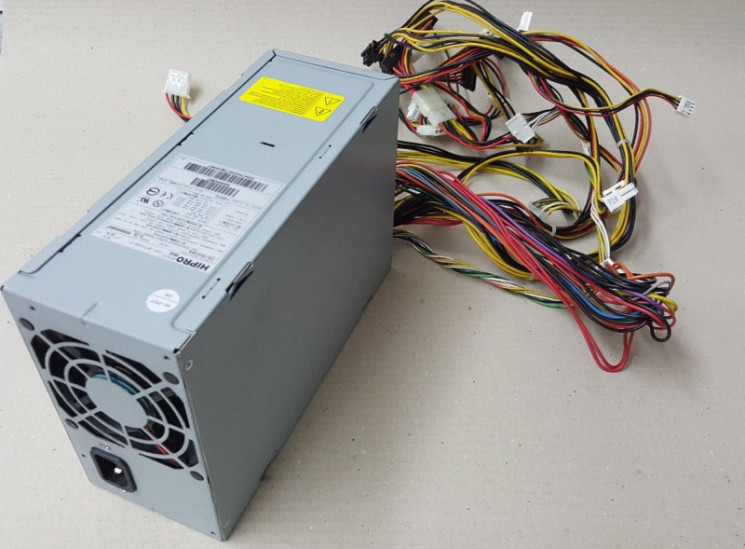 Блок питания Fujitsu HP-W700WC3 760Wt TX200 S3 Power Supply-HP-W700WC3(NEW)