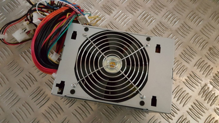 Блок питания Fujitsu NPS-360BB A CELSIUS M430 360W Power Supply-NPS-360BB A(NEW)