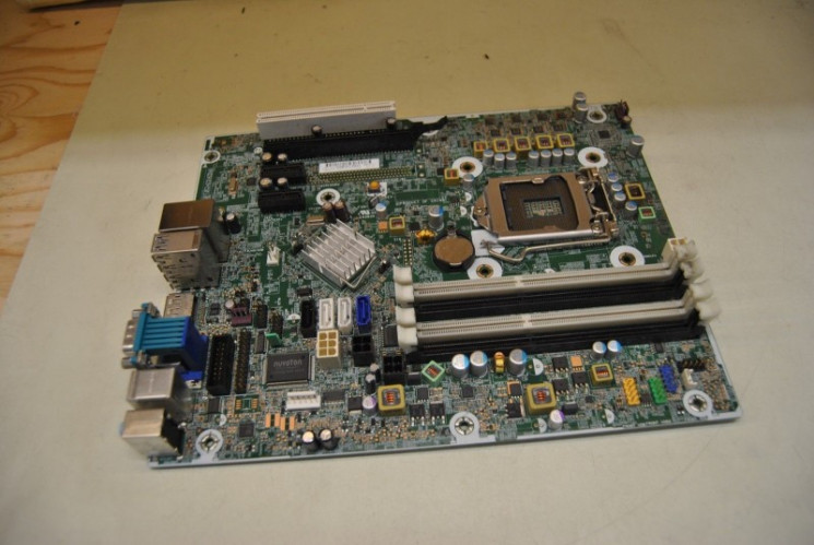 Материнская плата HP 657239-601 6300 Elite Pro SFF Workstation-657239-601(NEW)