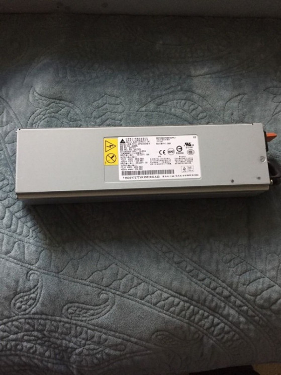 Блок питания IBM 39Y7377 x3650 835W Hot-Swap Power Supply-39Y7377(NEW)